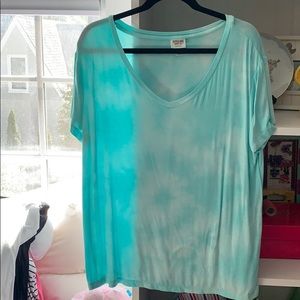 Blue and white tie-dye tee